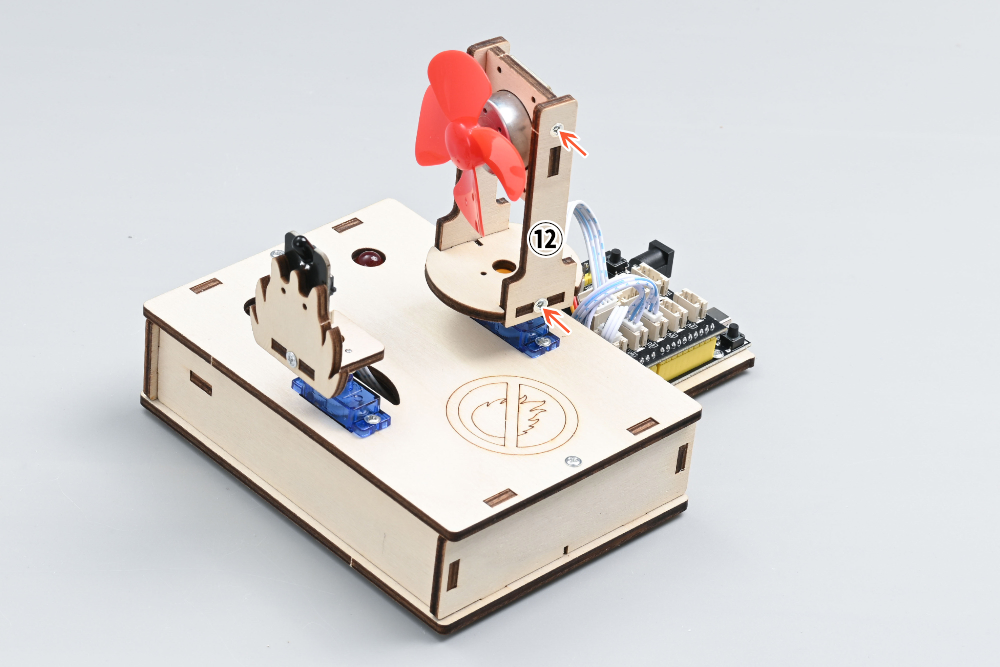 HS-E32 火焰追踪警报灭火装置 HS-E32 火焰追踪警报灭火装置