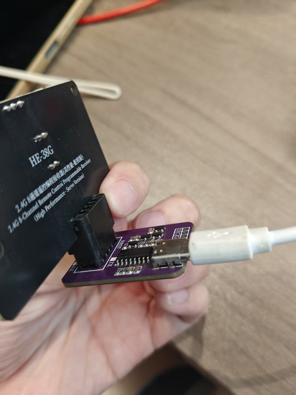 HE-38G 8通道编程接收板实物图2